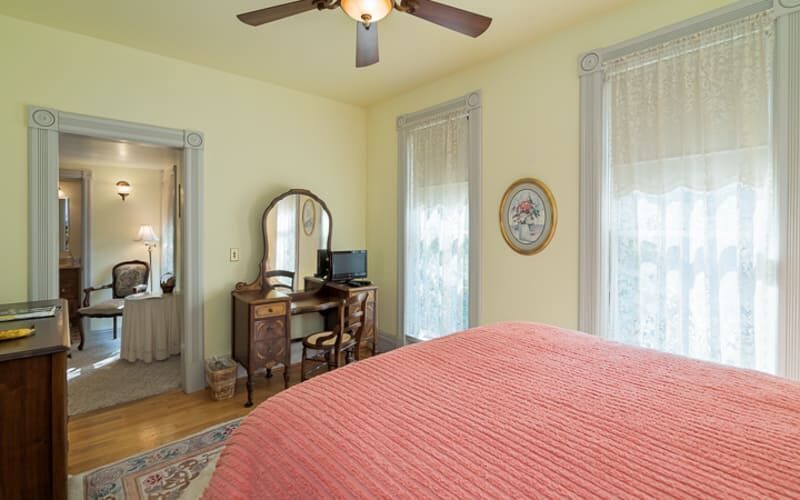 Congdon Room · Chelsea House Victorian Inn B&B · Chelsea MI